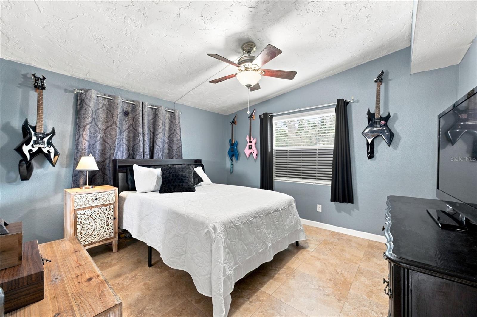 1773 EZELLE AVE — photo 17
