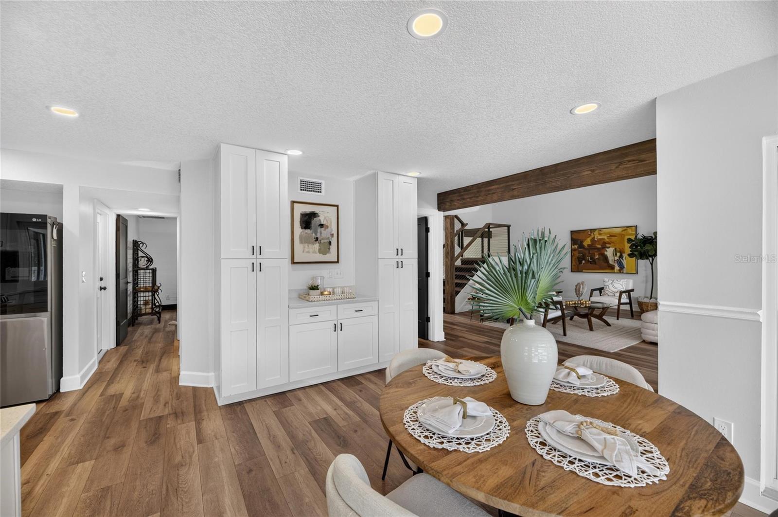 104 BARRINGTON DR — photo 21