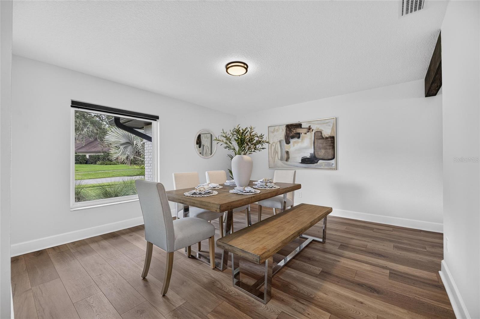 104 BARRINGTON DR — photo 16