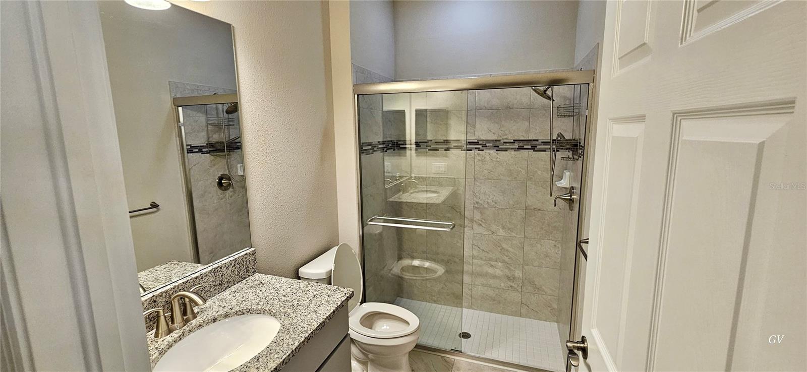 19379 HAWK VALLEY DR — photo 23