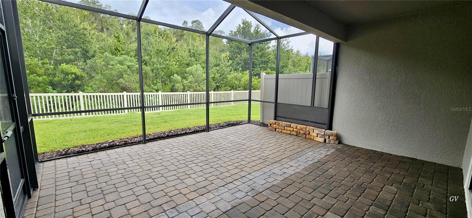 19379 HAWK VALLEY DR — photo 27