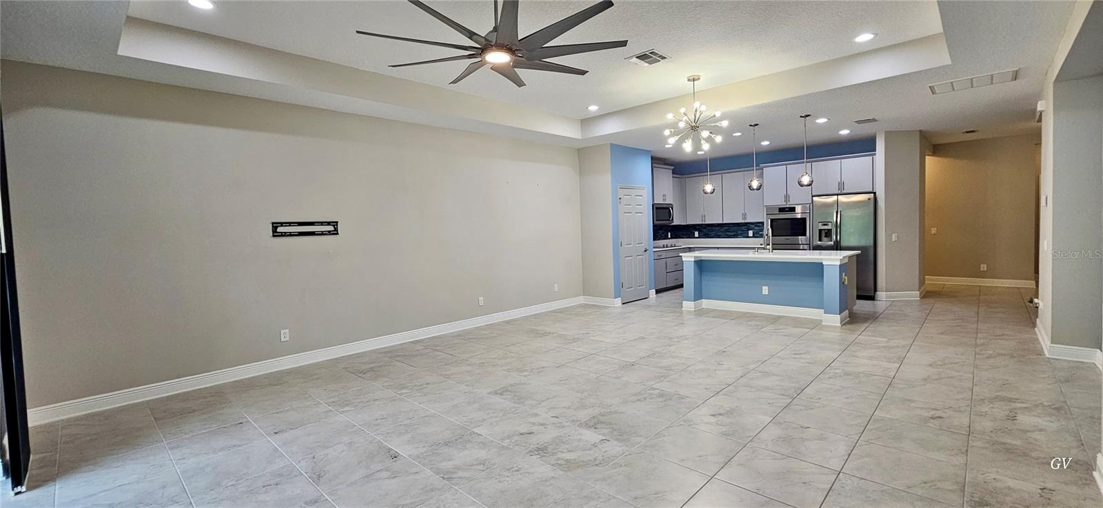 19379 HAWK VALLEY DR — photo 11
