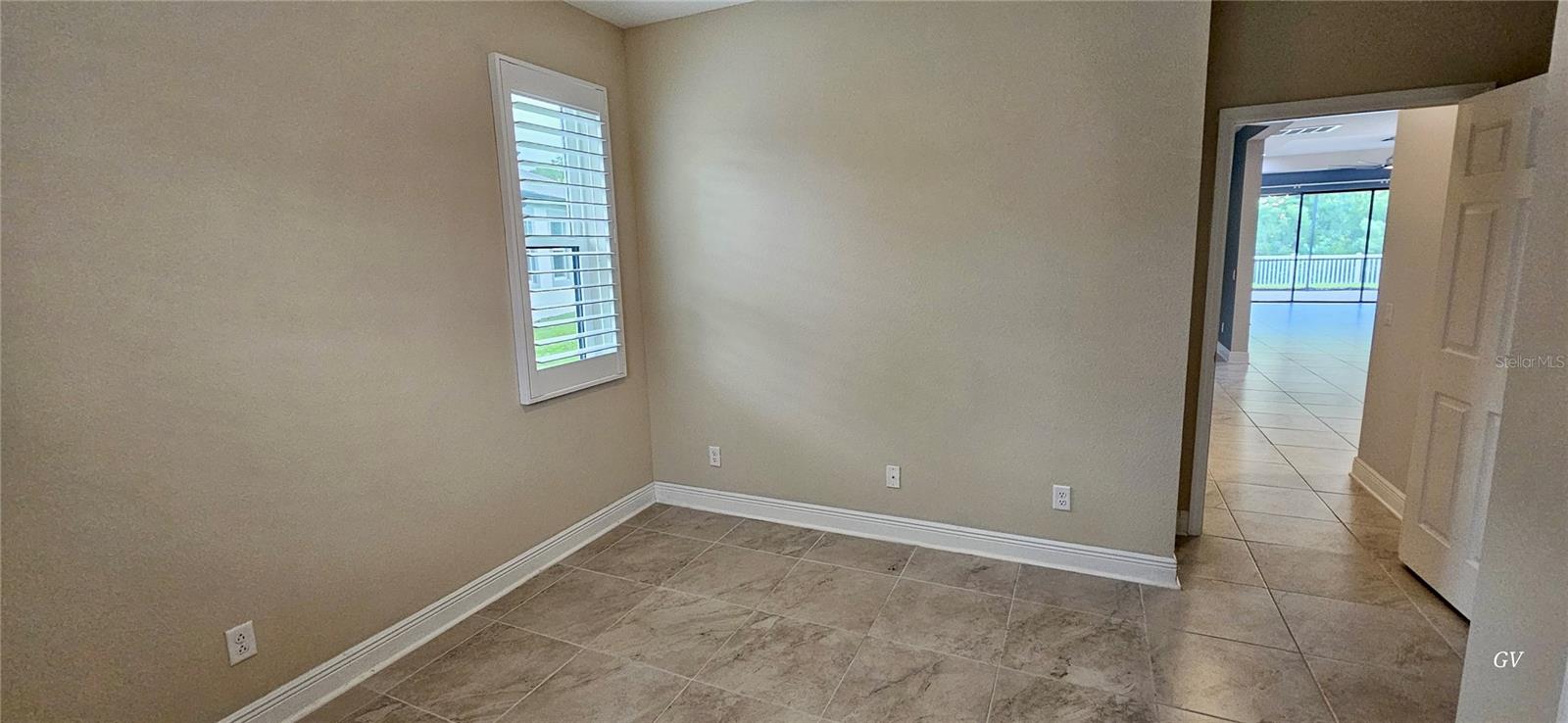 19379 HAWK VALLEY DR — photo 22