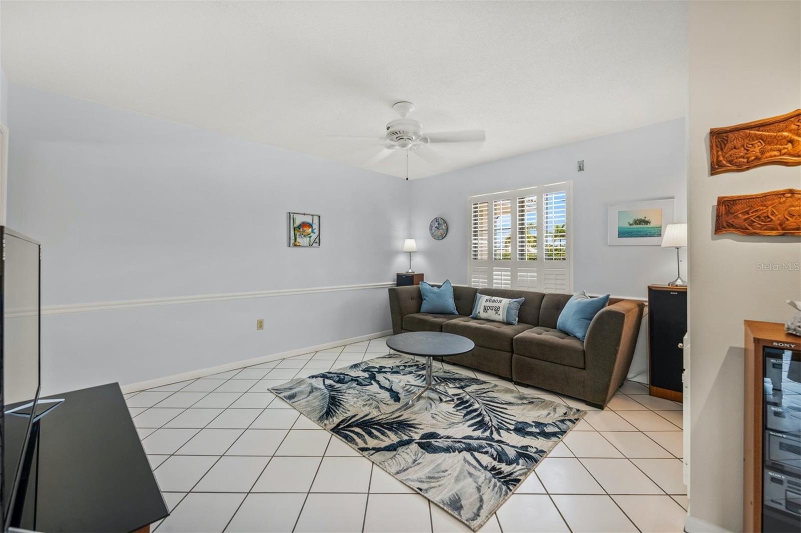 614 GLADSTONE LN — photo 28