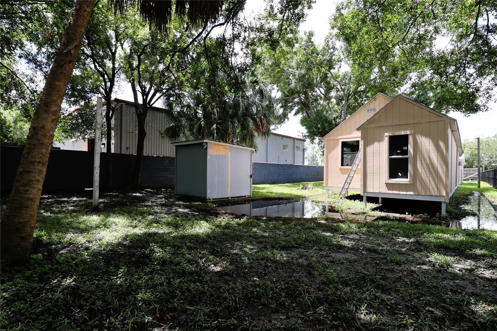 4617 N CLARK AVE — photo 23