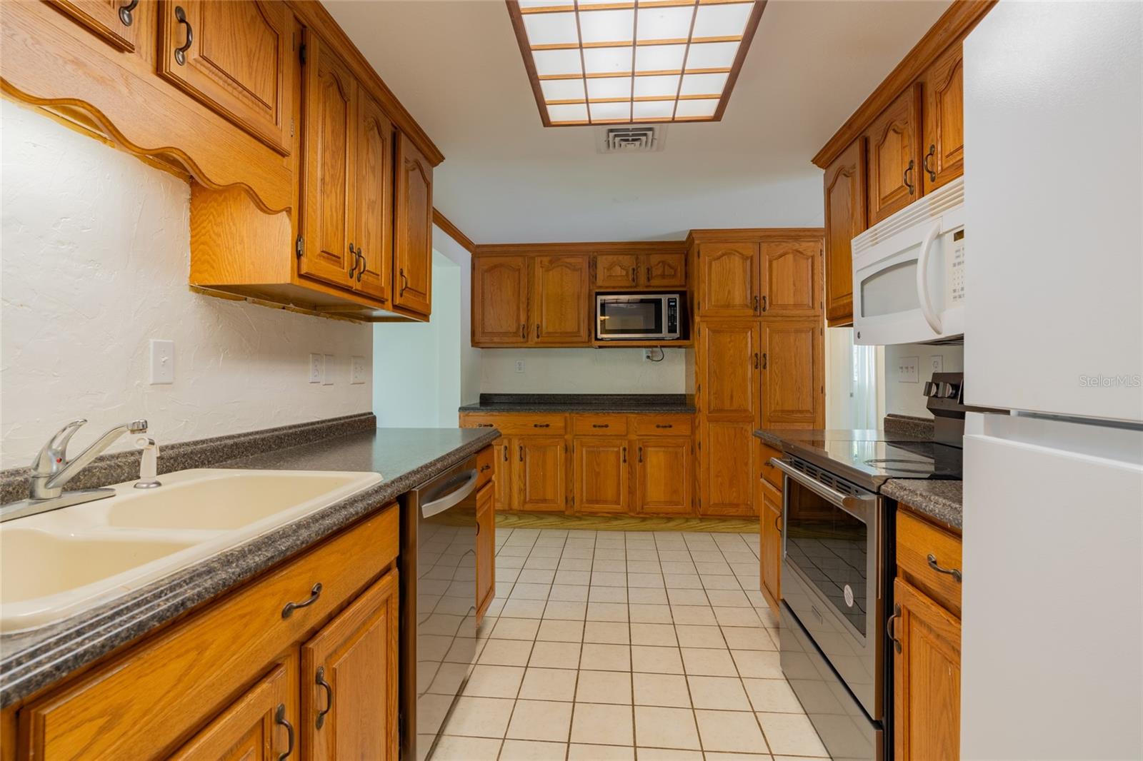605 BARNES PKWY — photo 15