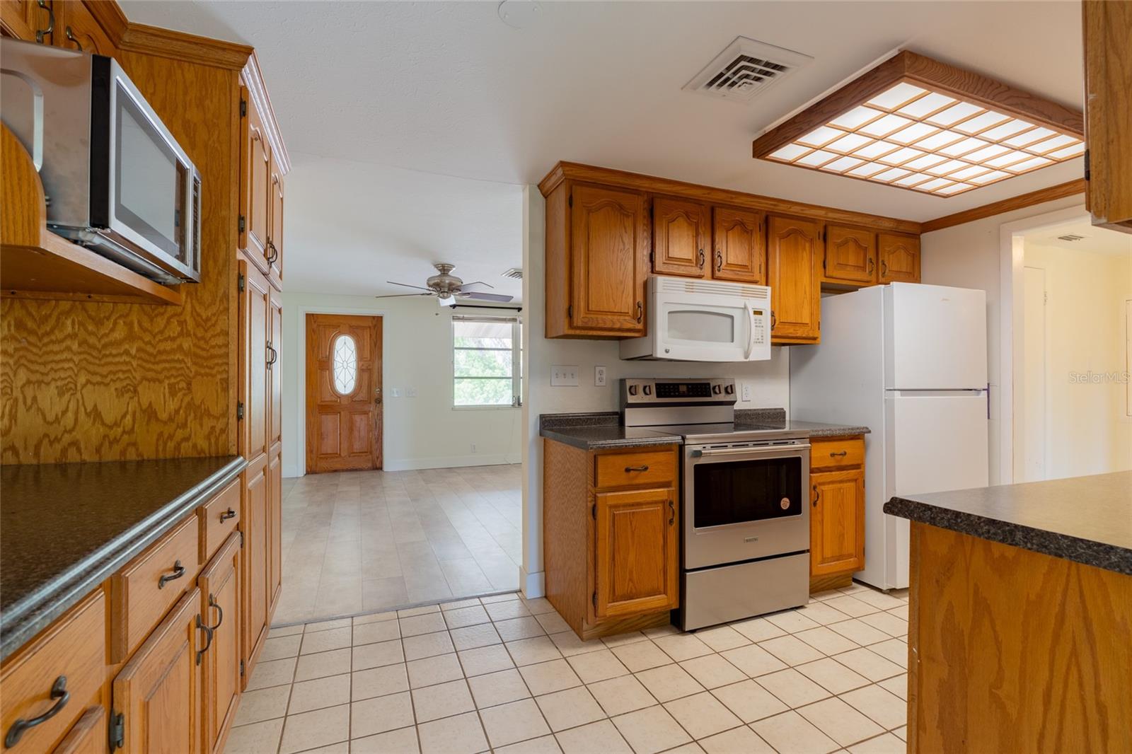 605 BARNES PKWY — photo 17