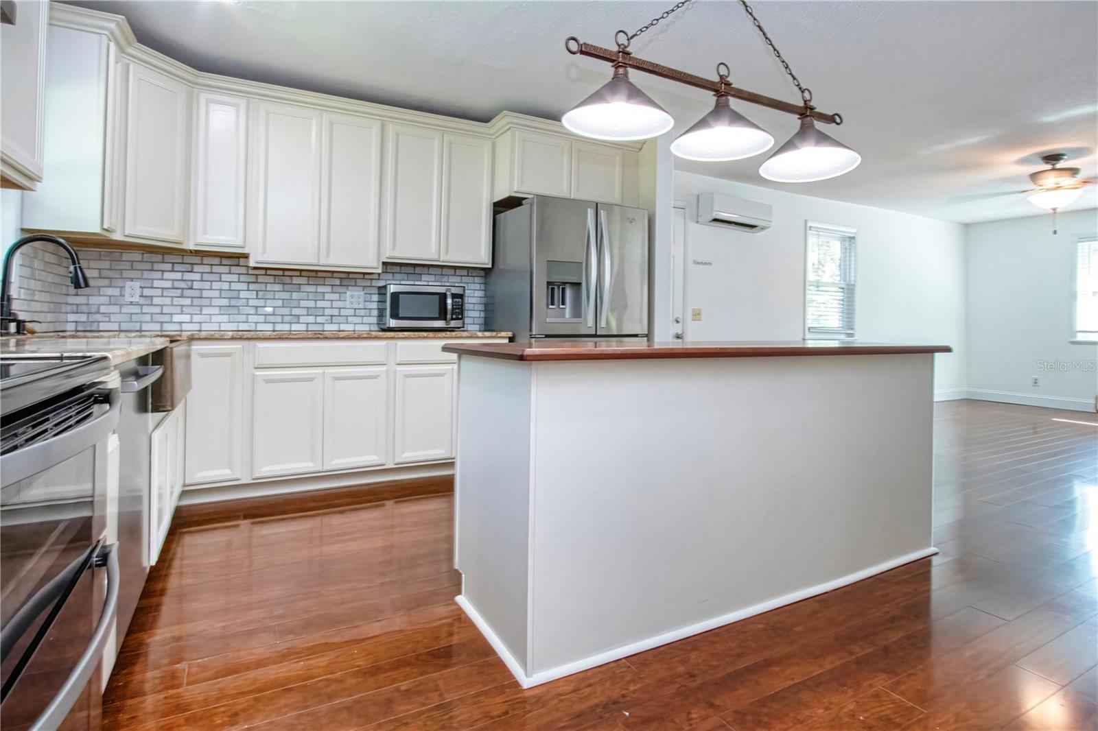 2501 LIGHTFOOT RD — photo 22