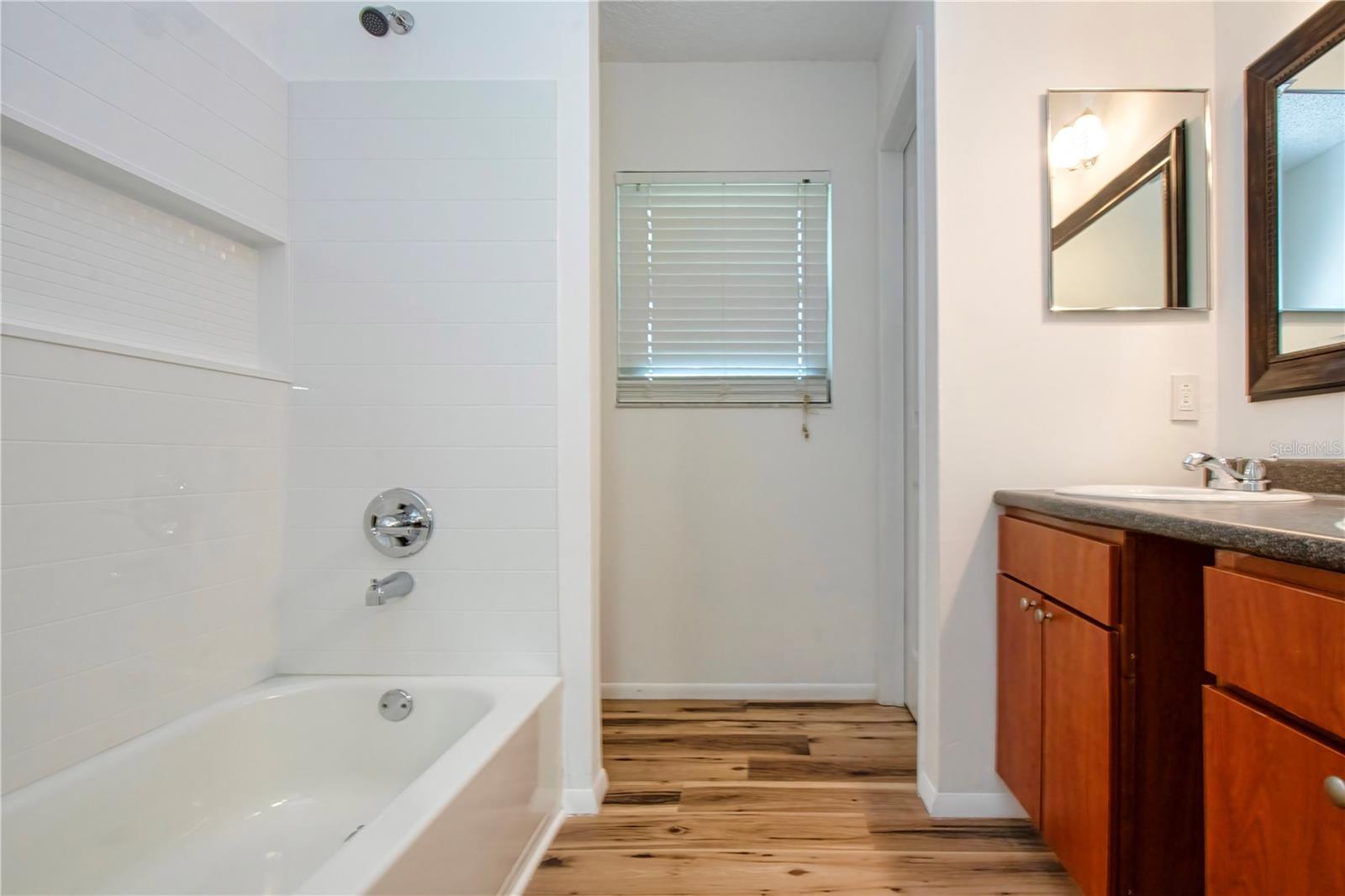 2501 LIGHTFOOT RD — photo 32