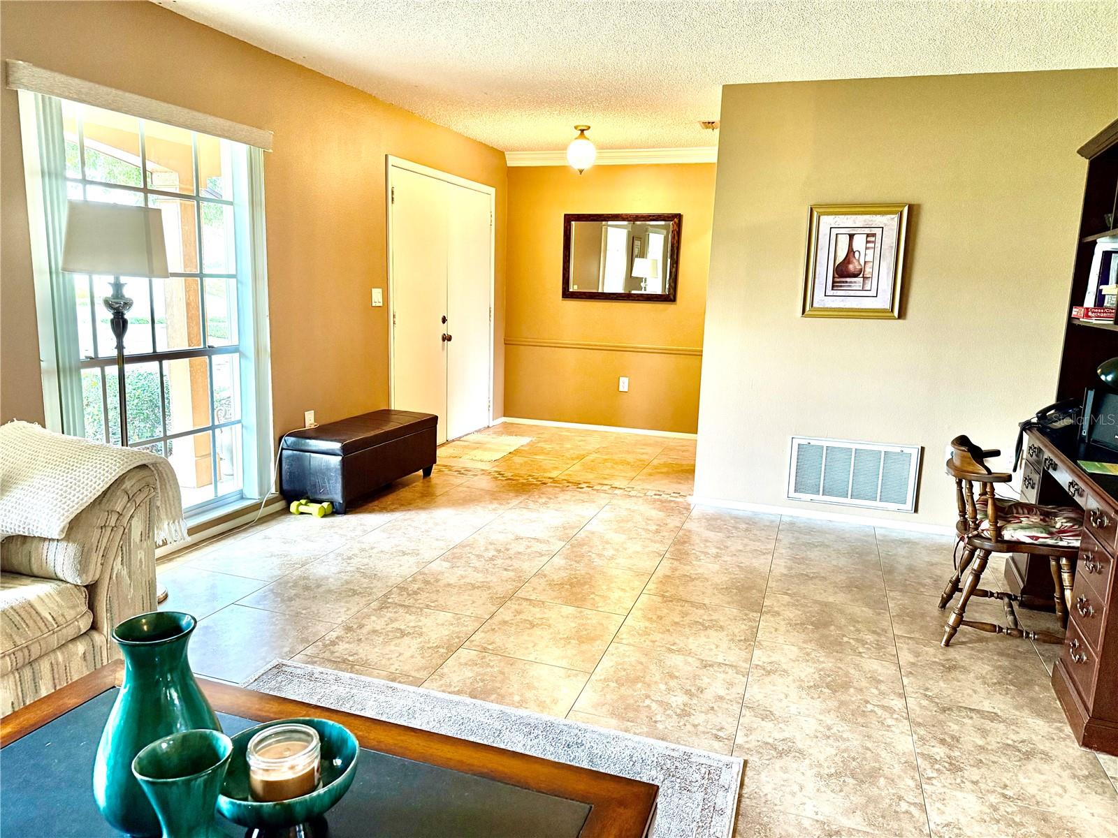 13112 WESTERN CIR — photo 8