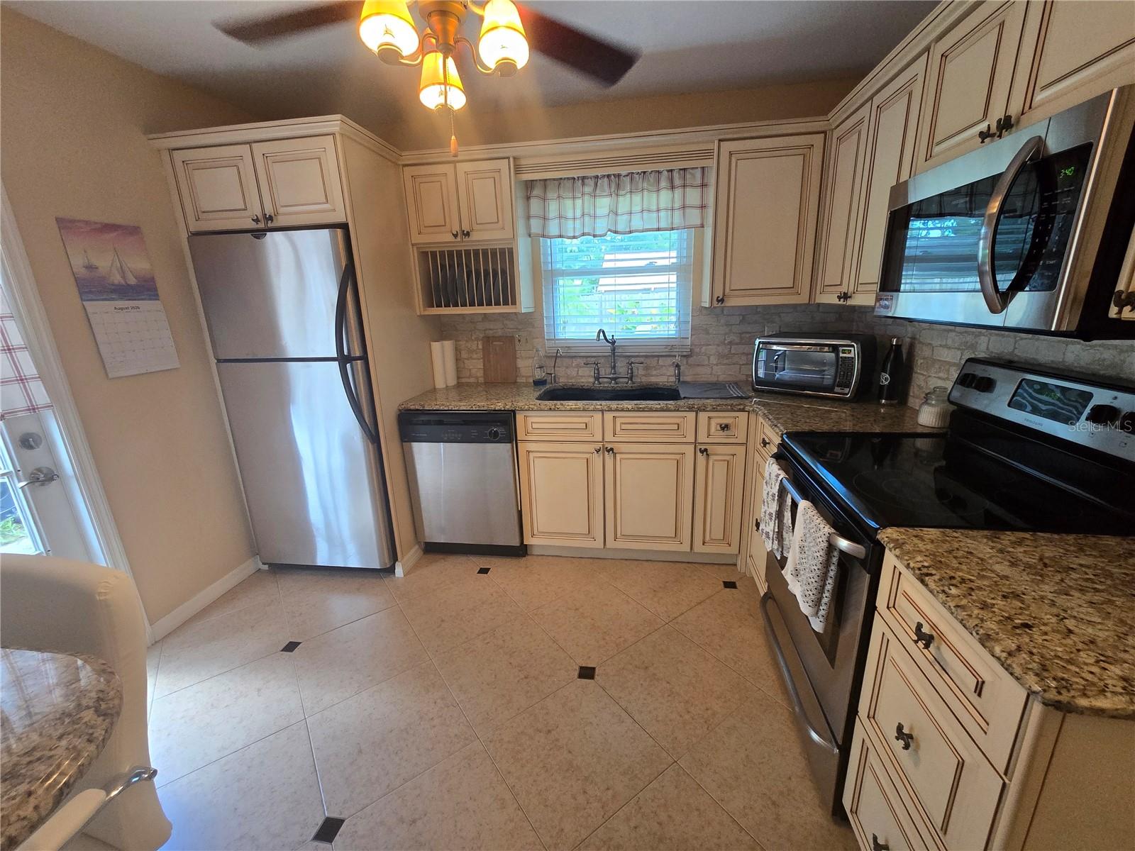 3149 CODY ST — photo 17