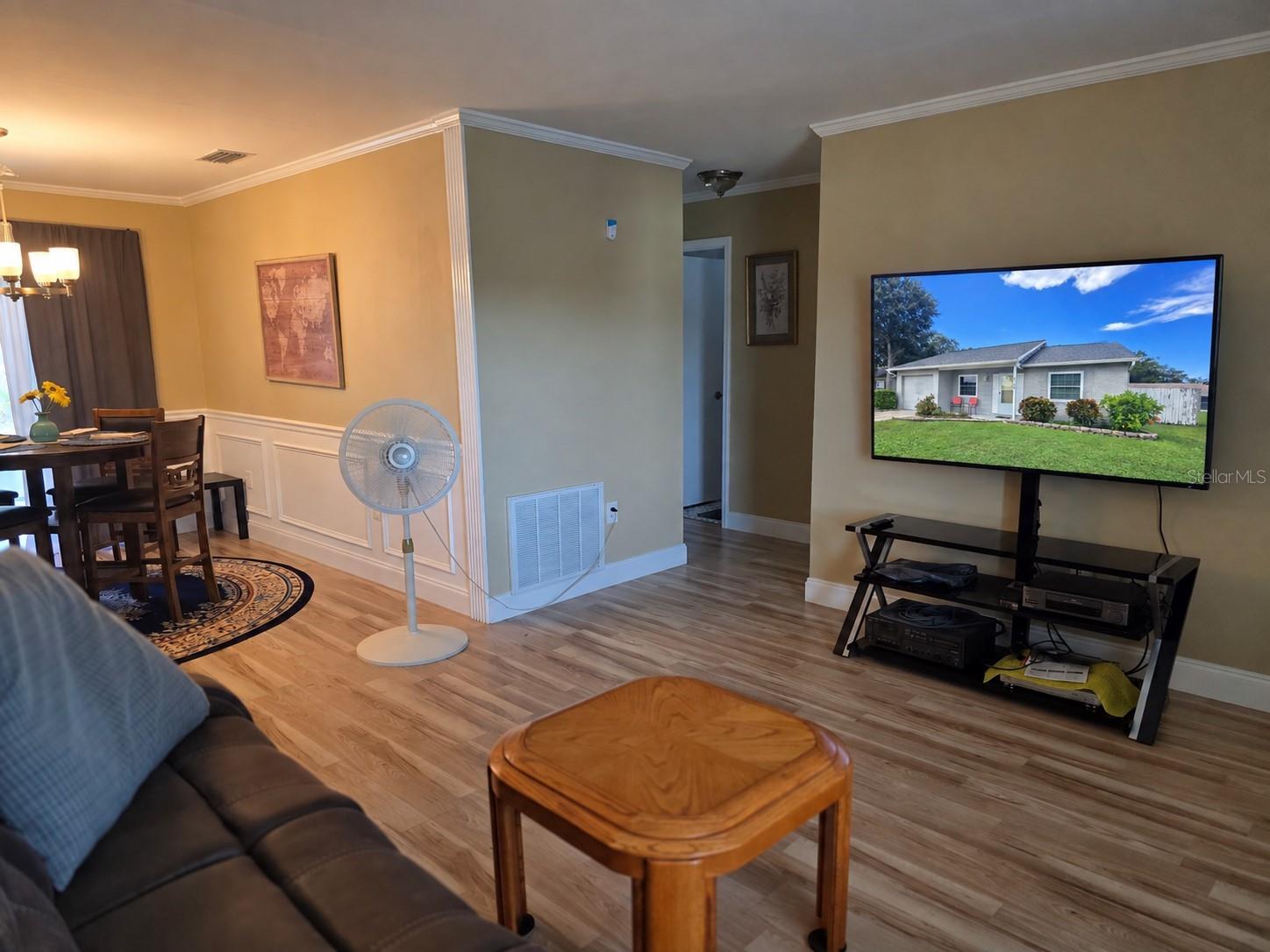 3149 CODY ST — photo 10