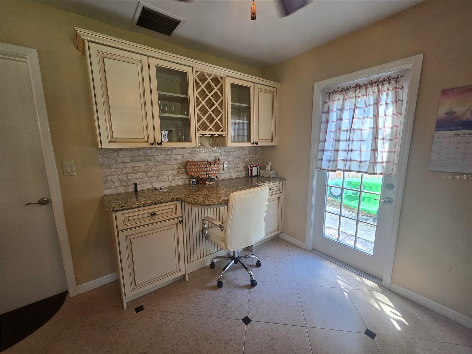 3149 CODY ST — photo 18