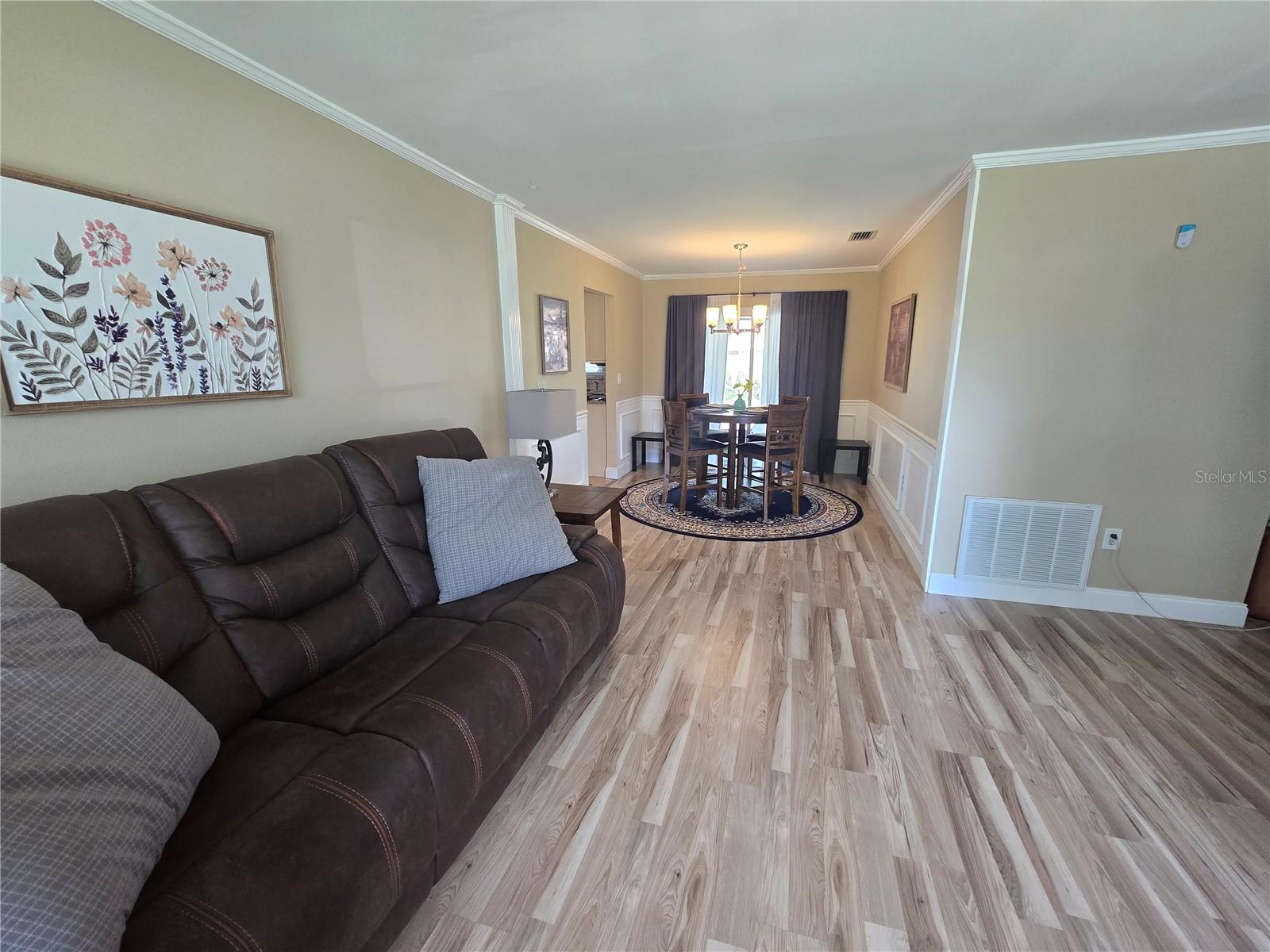 3149 CODY ST — photo 8