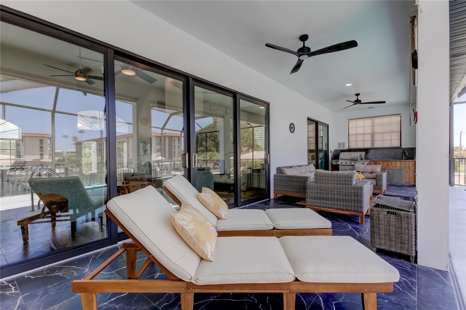 112 LEEWARD IS — photo 24
