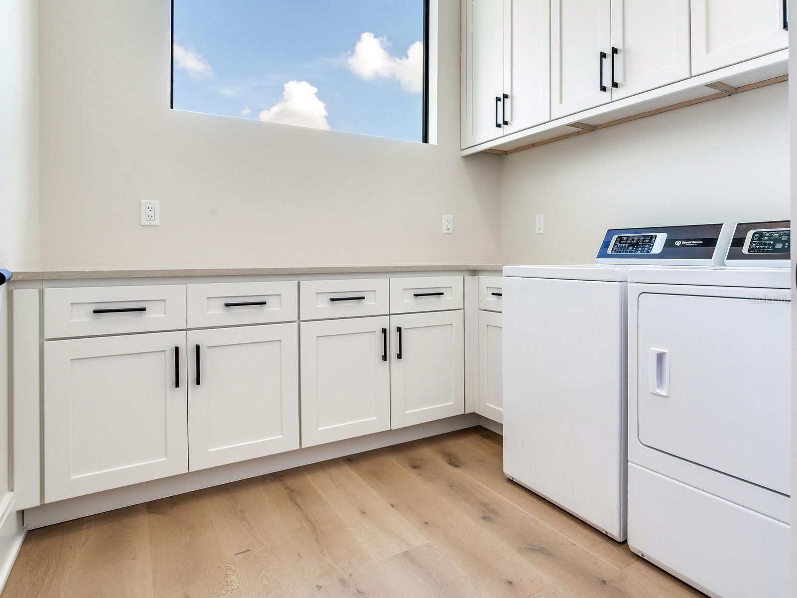 836 BAY POINT DR — photo 36