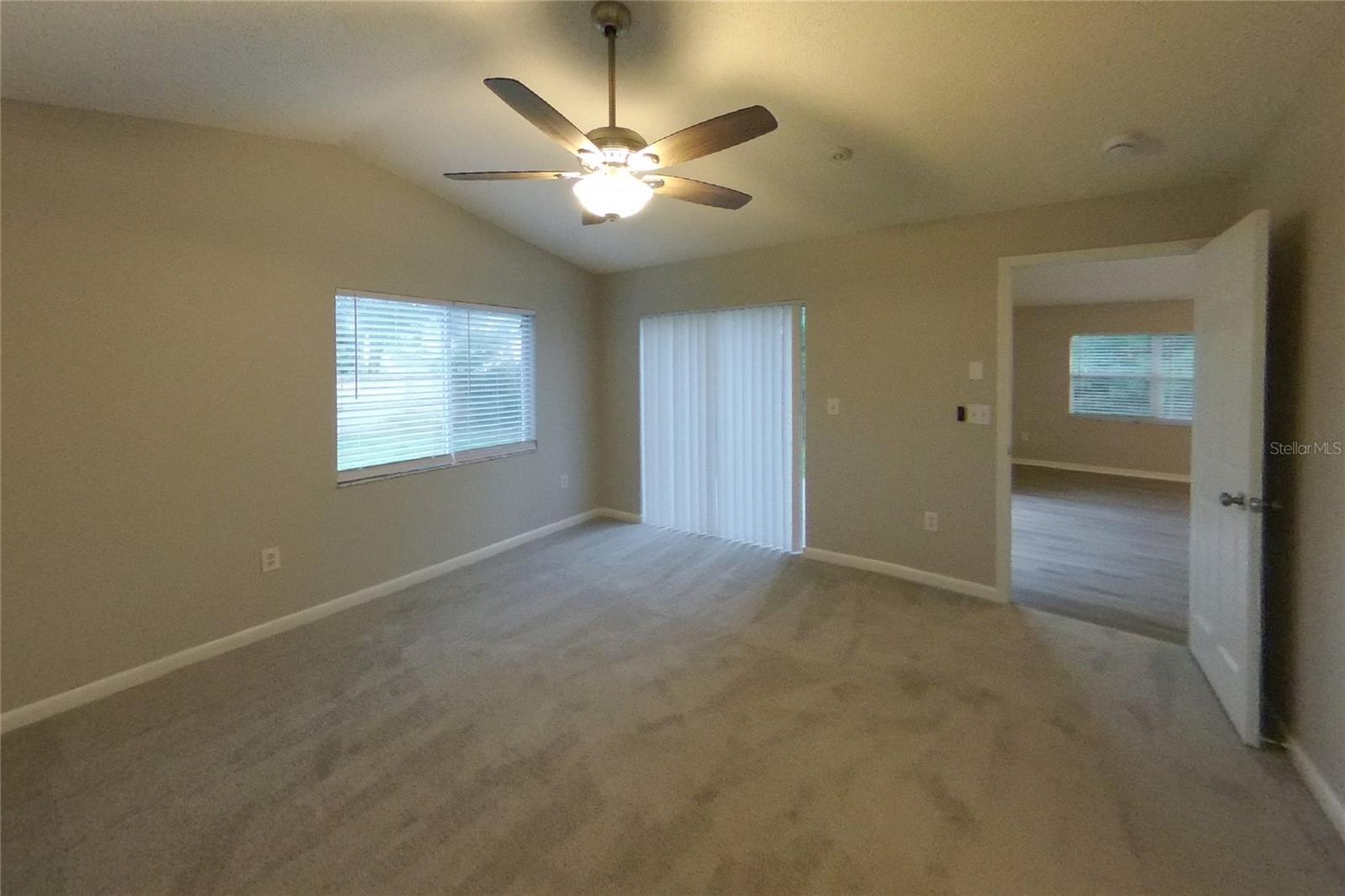 Home in RIVERVIEW — photo 9
