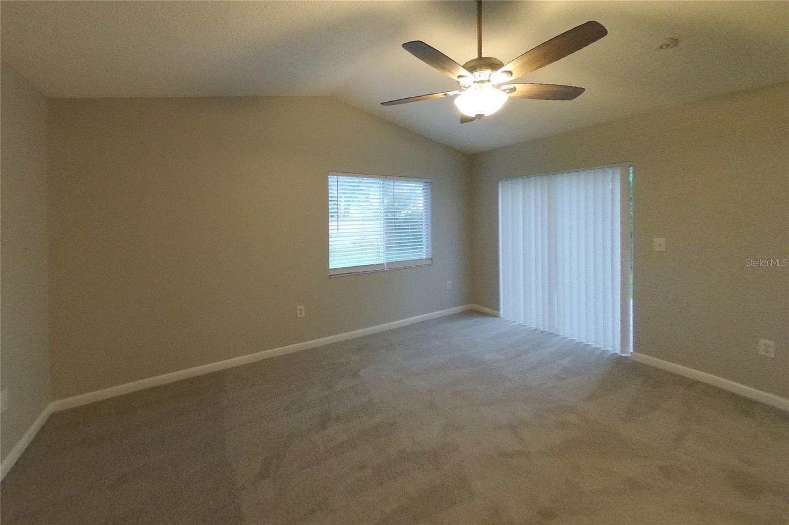 Home in RIVERVIEW — photo 8