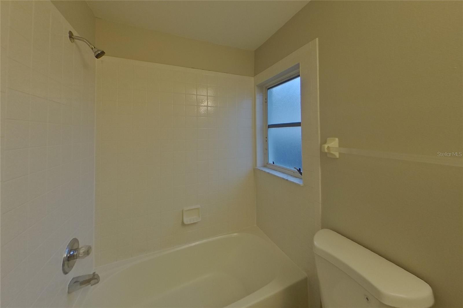 Home in RIVERVIEW — photo 11