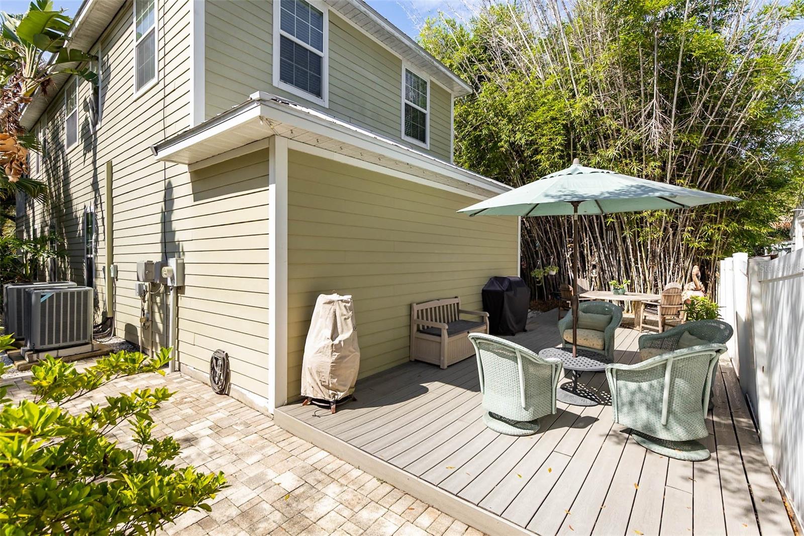 426 SCOTLAND ST — photo 25
