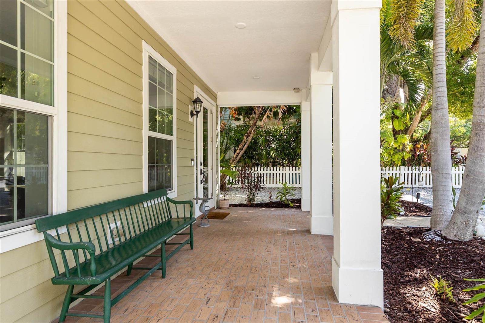 426 SCOTLAND ST — photo 3