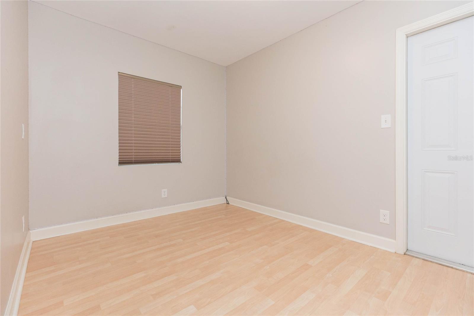 37935 COLEMAN AVE — photo 23
