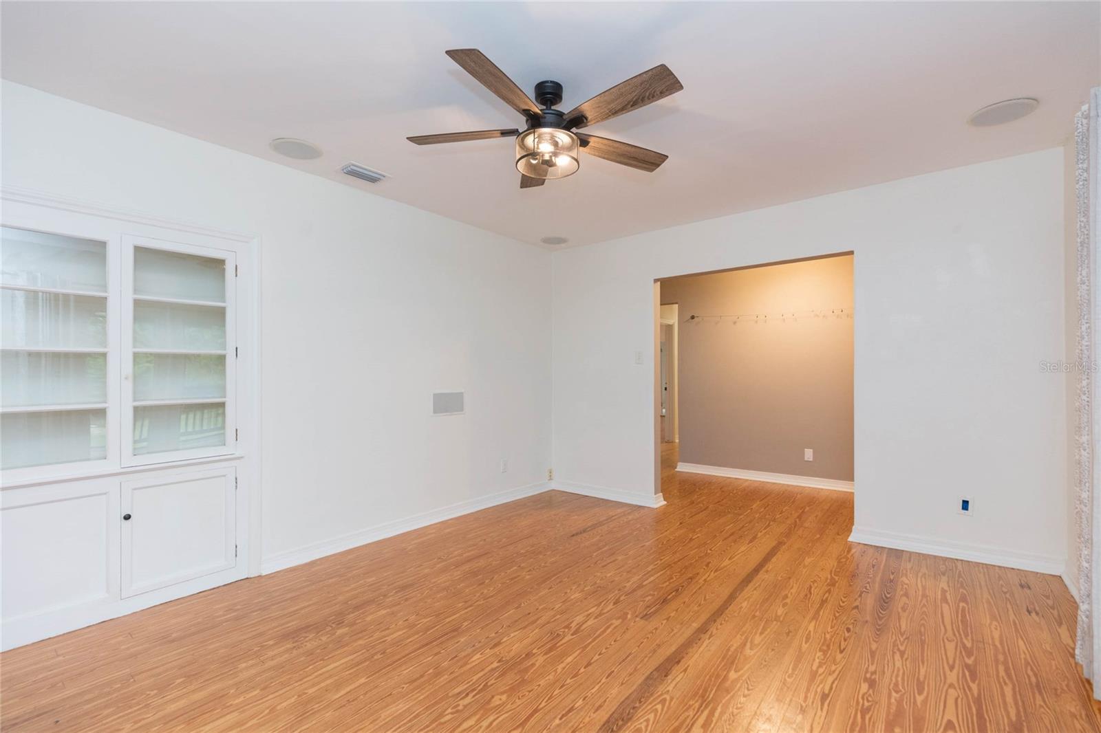 37935 COLEMAN AVE — photo 16