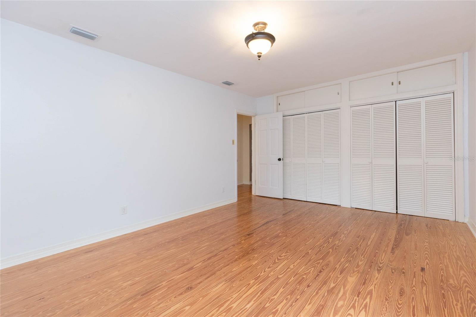 37935 COLEMAN AVE — photo 18