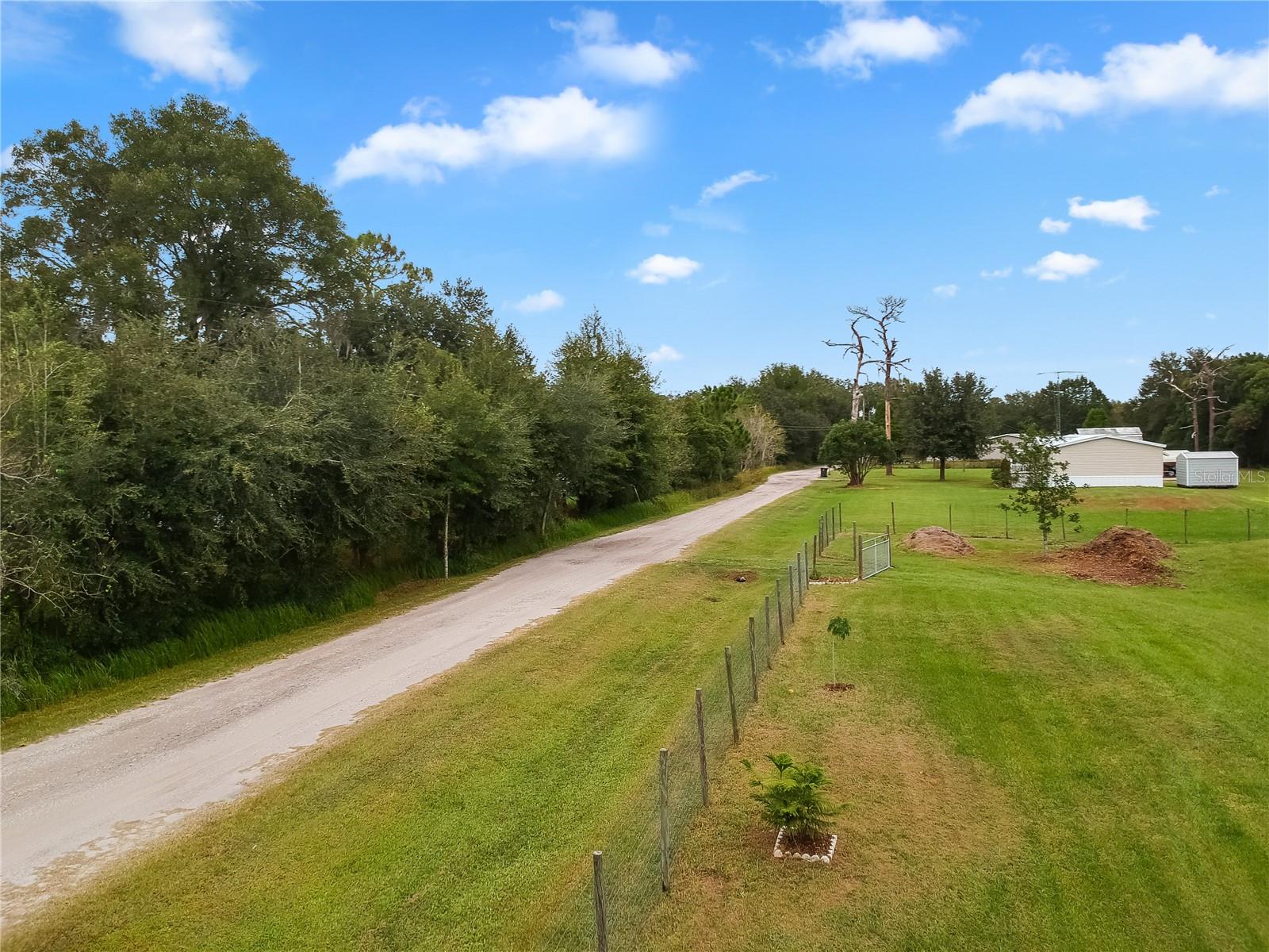 5212 FRANKLIN WOODLAND DR — photo 2