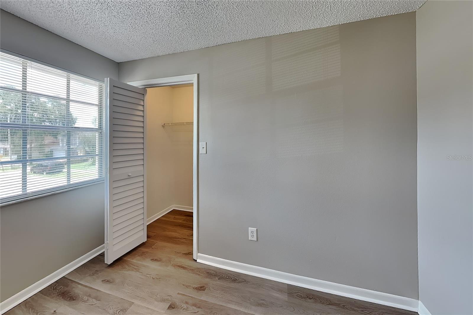 Home in BRANDON — photo 10