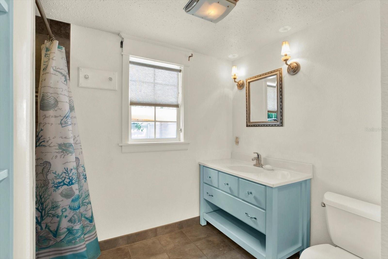 1601 AVOCA DR — photo 16