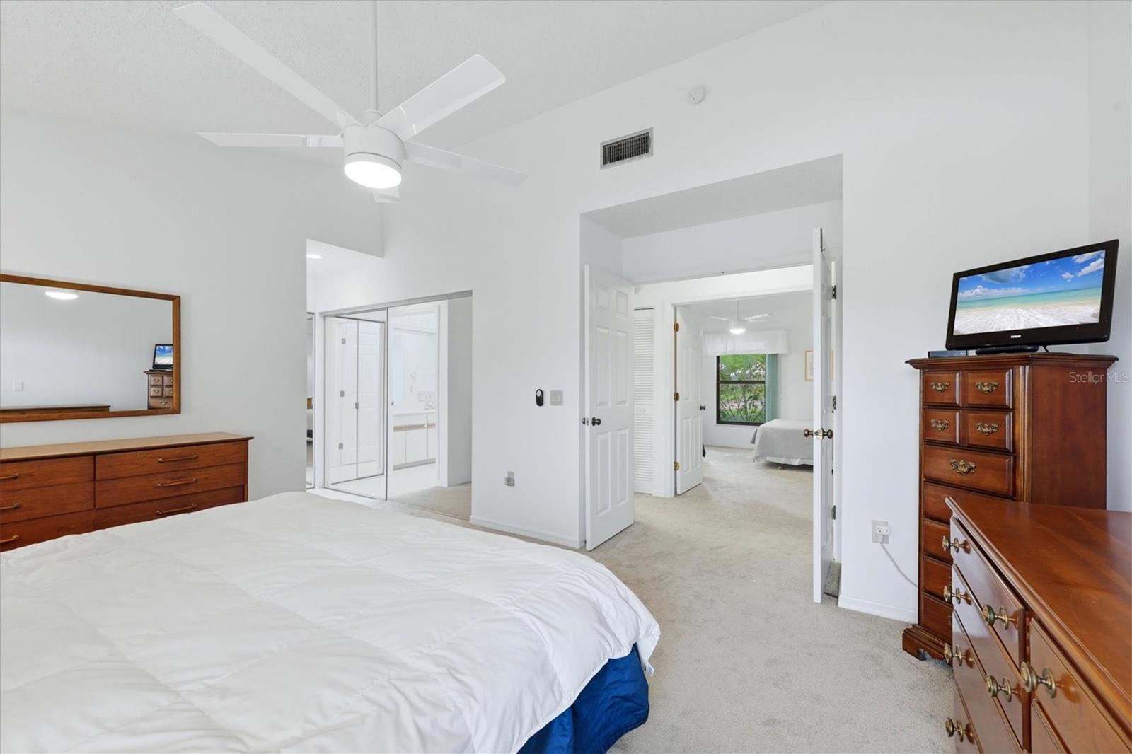 311 PEMBROKE LN N #196 — photo 22