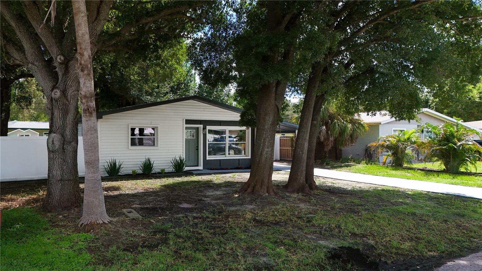 4470 85TH TER N — photo 3