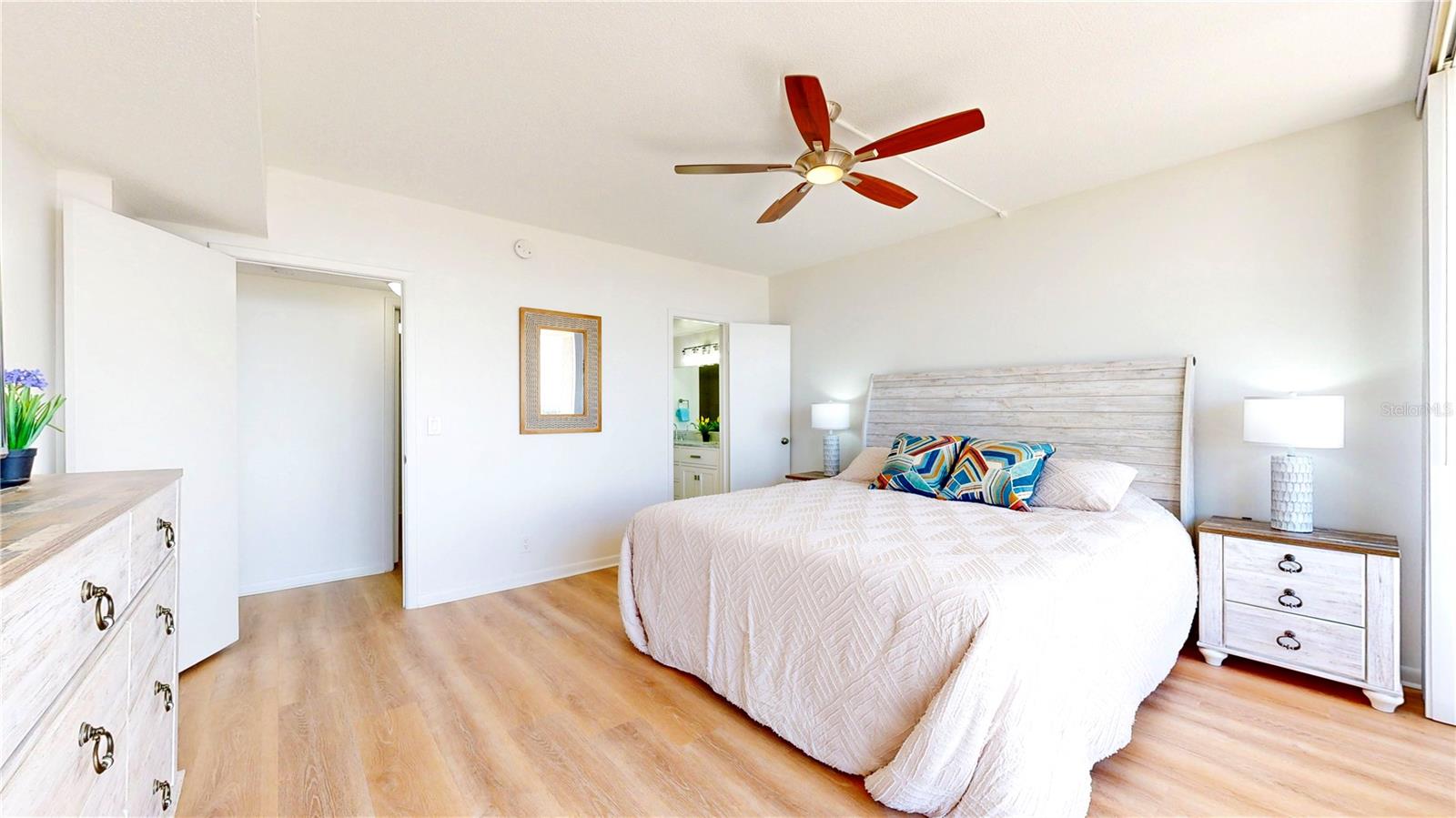 5396 GULF BLVD #909 — photo 30