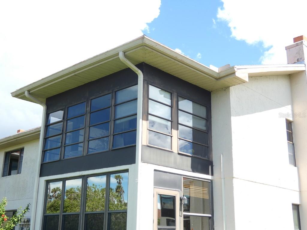 9940 EAGLES POINT CIR #3 — photo 27