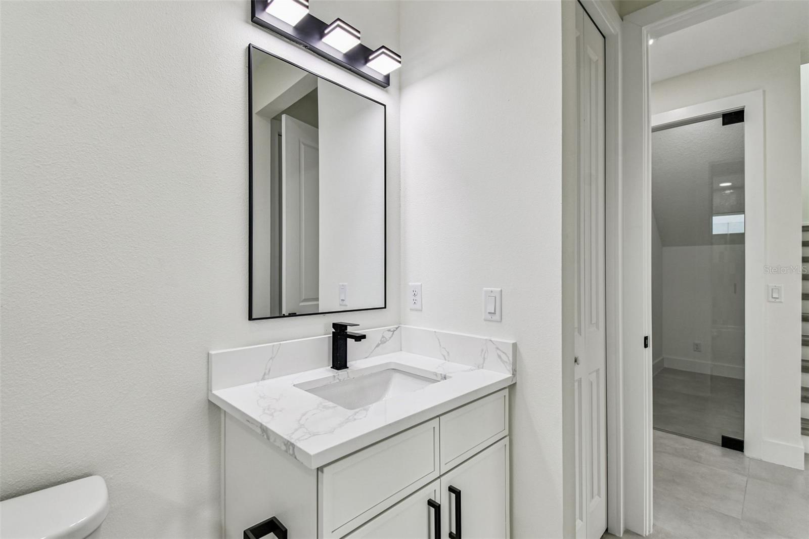 3017 W SPRUCE ST — photo 14