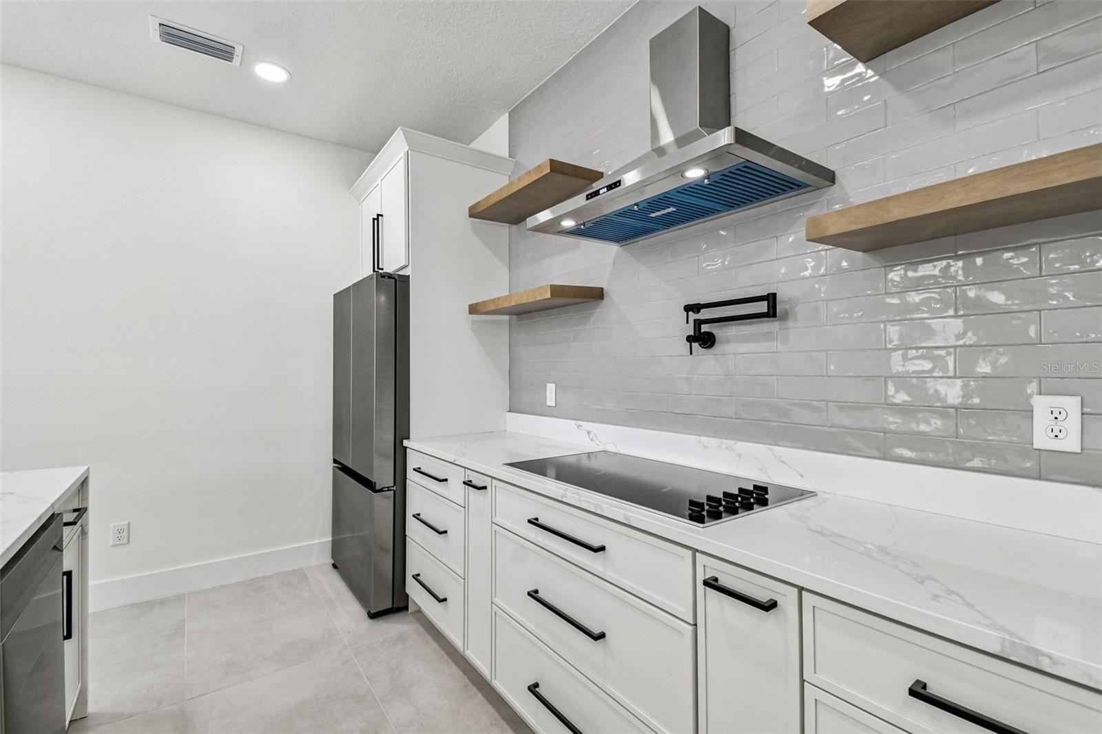 3017 W SPRUCE ST — photo 24