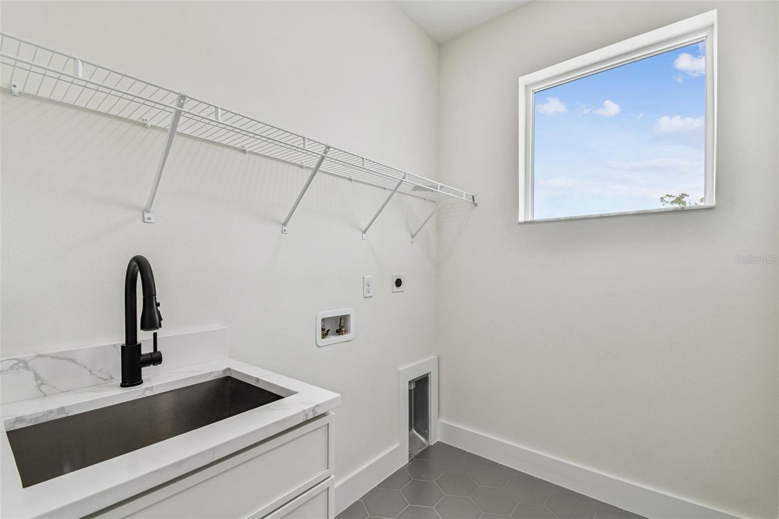 3017 W SPRUCE ST — photo 46