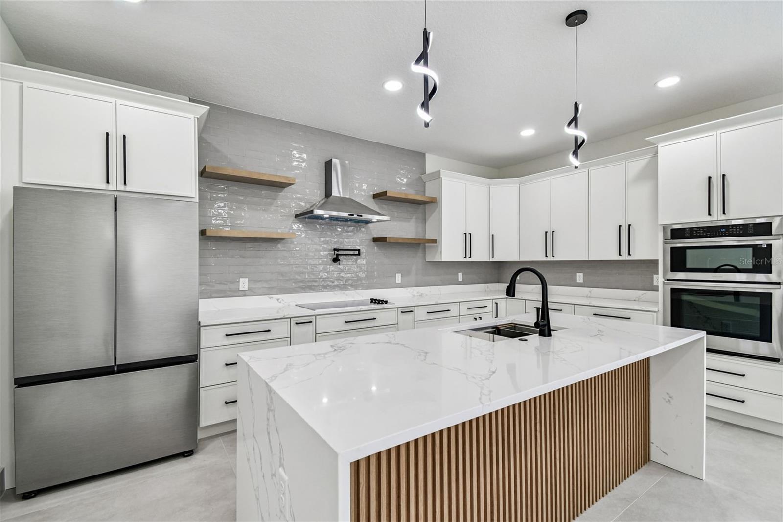 3017 W SPRUCE ST — photo 20