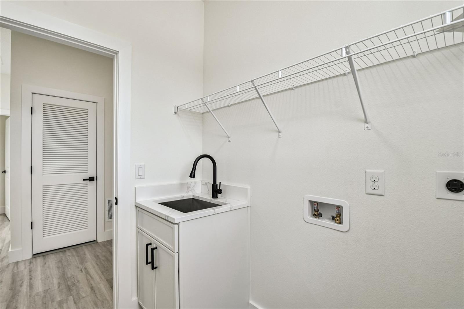 3017 W SPRUCE ST — photo 47