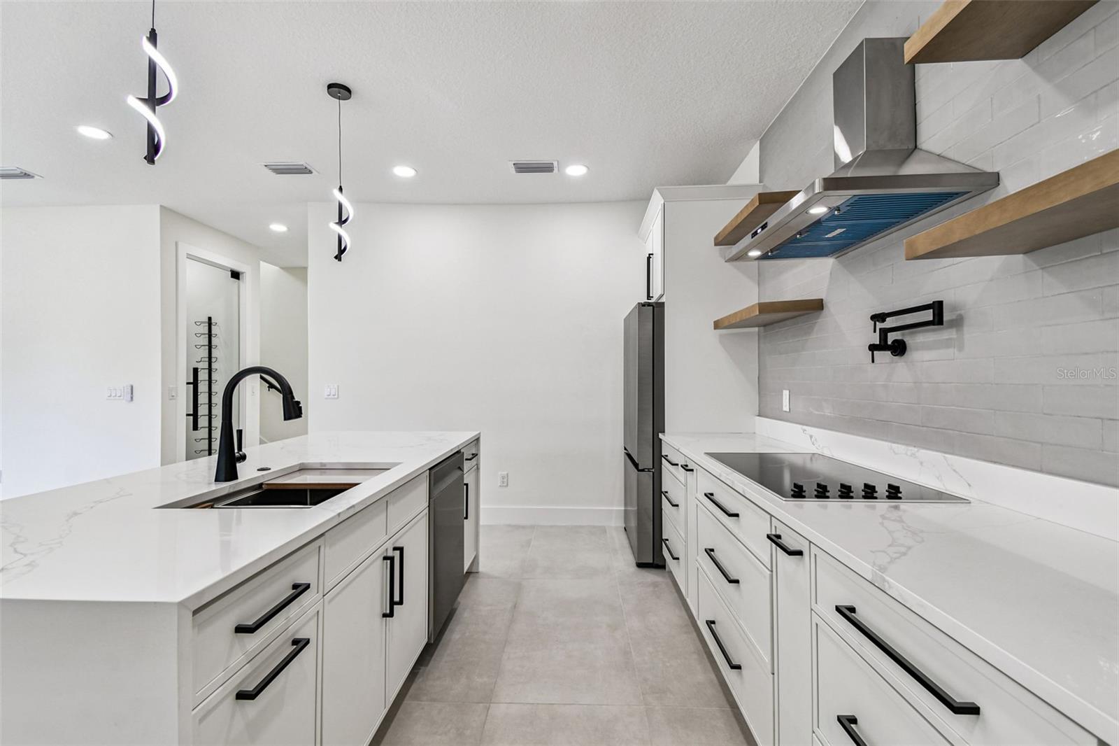 3017 W SPRUCE ST — photo 25