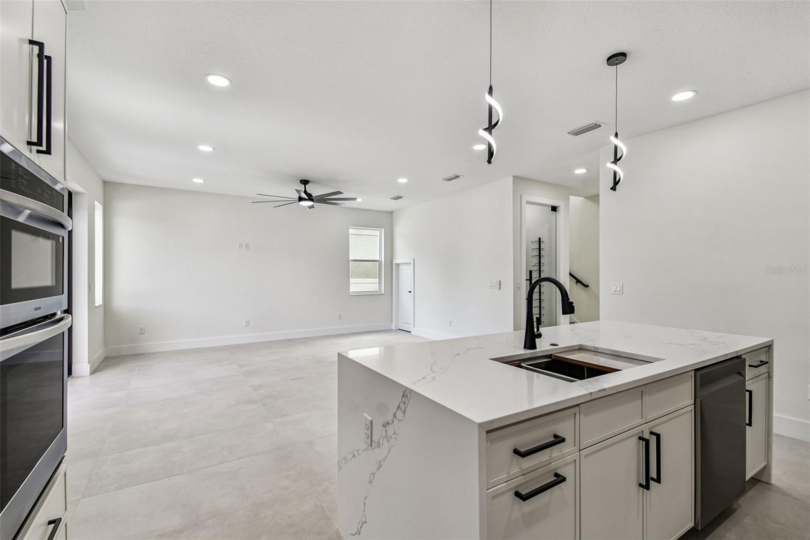 3017 W SPRUCE ST — photo 27