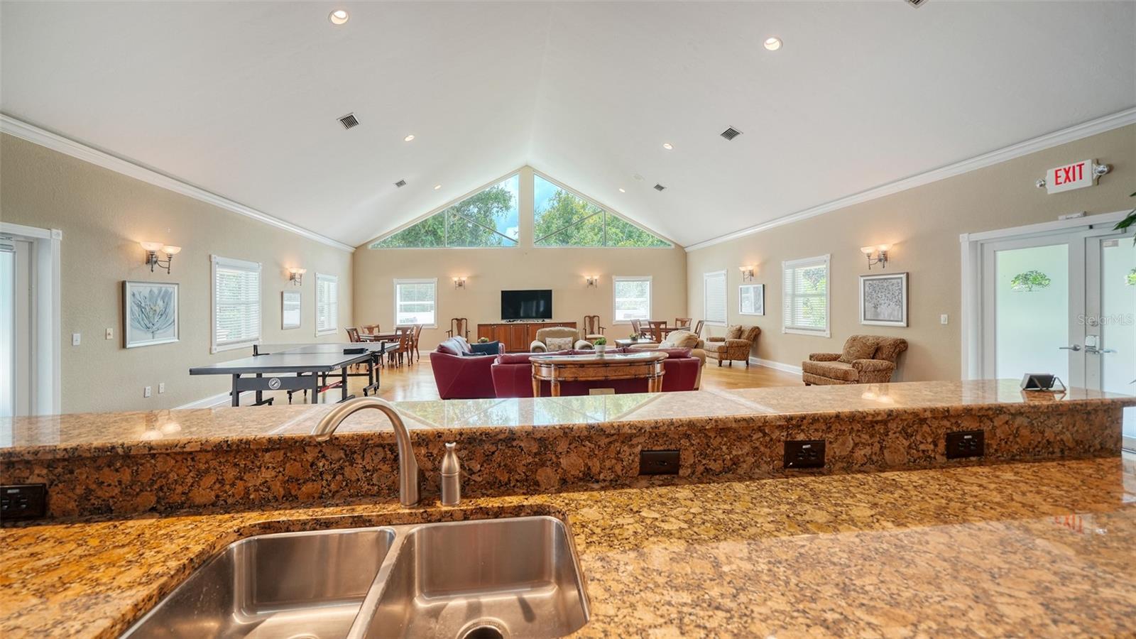5122 MANORWOOD DR #4B — photo 48