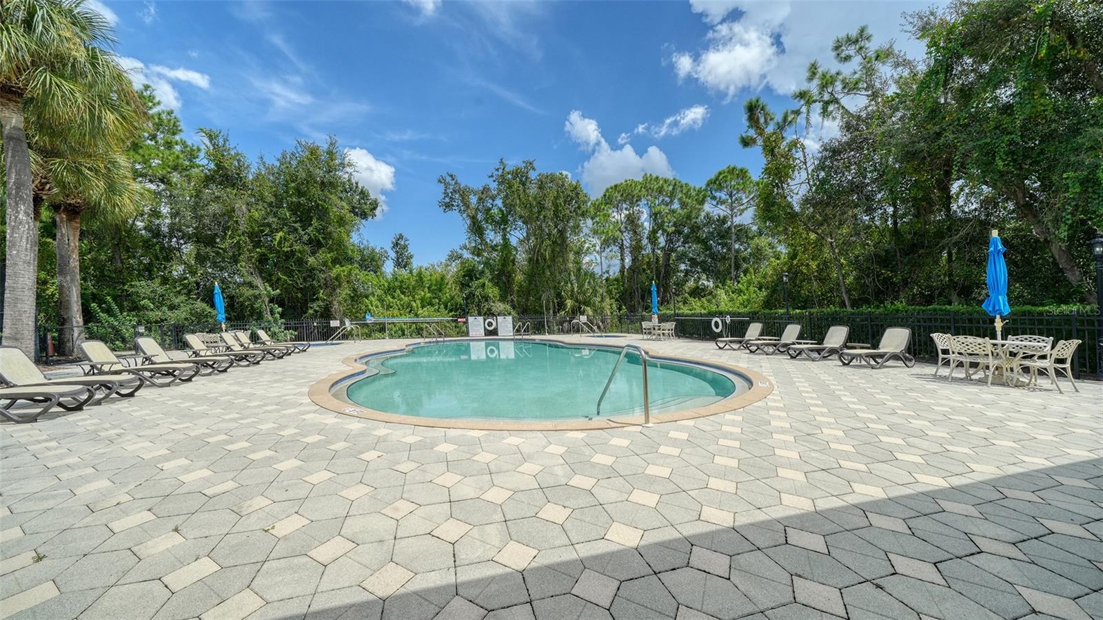5122 MANORWOOD DR #4B — photo 50