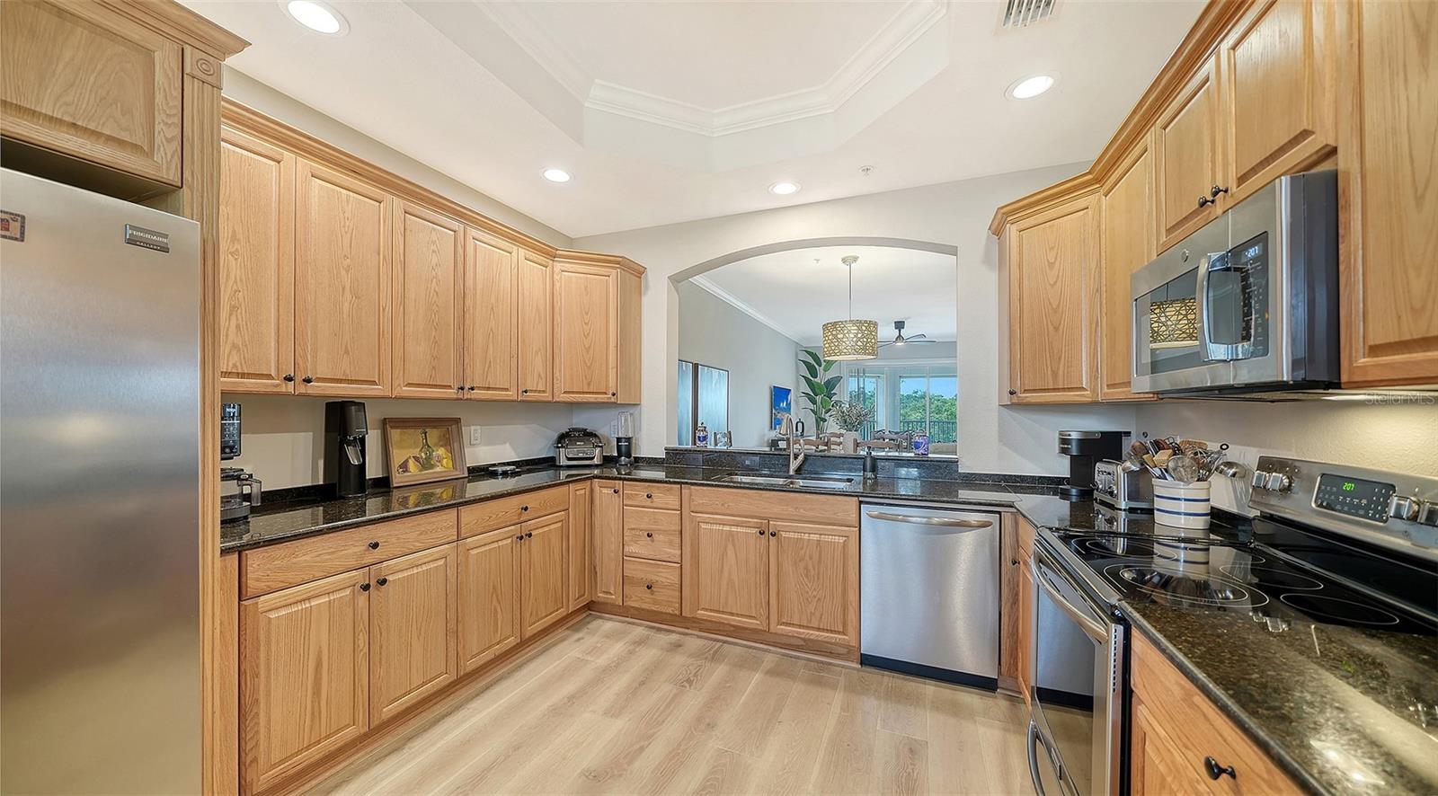 5122 MANORWOOD DR #4B — photo 24