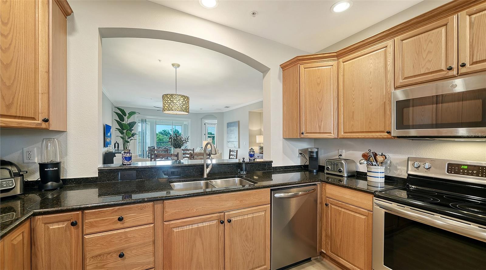5122 MANORWOOD DR #4B — photo 25