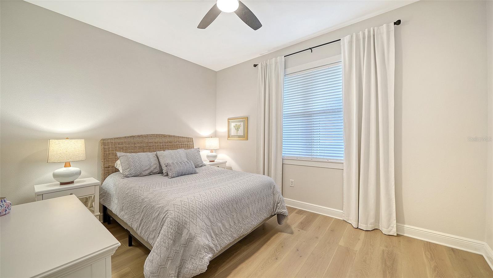 5122 MANORWOOD DR #4B — photo 33