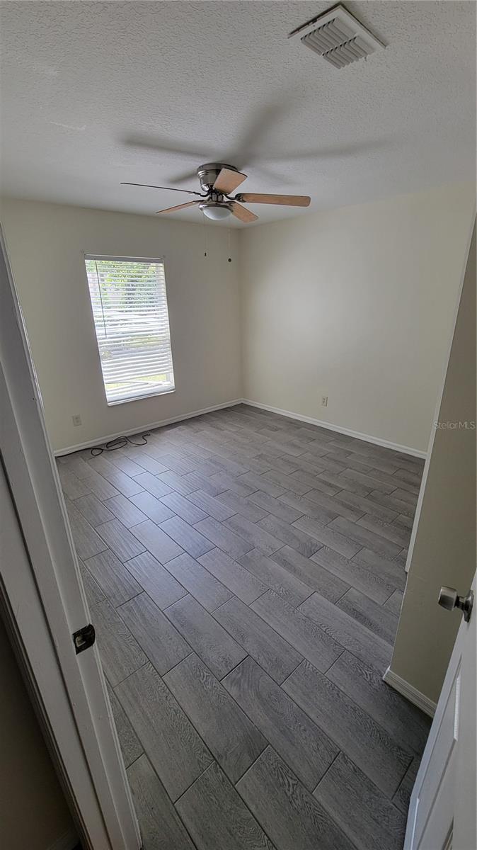 701 E ORCHID AVE — photo 12