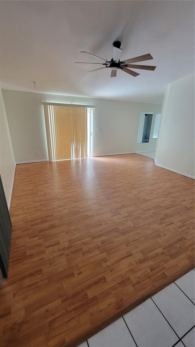 701 E ORCHID AVE — photo 3