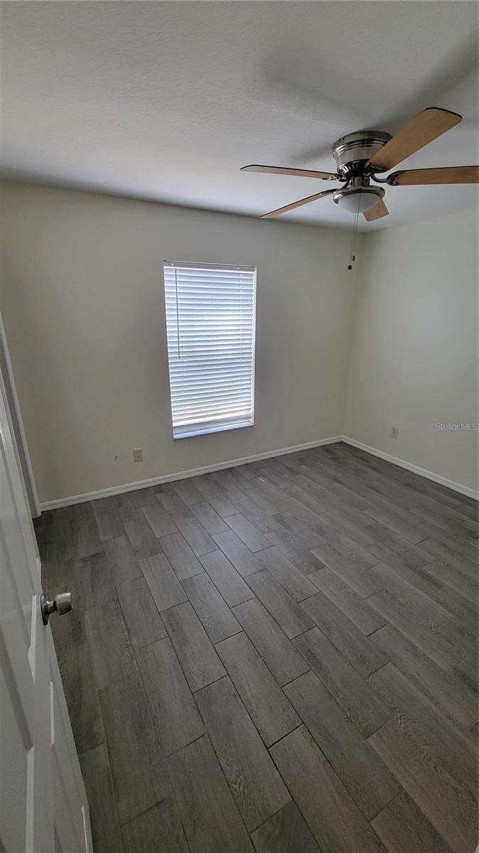701 E ORCHID AVE — photo 13